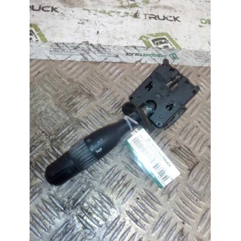 Recambio de mando intermitentes para renault magnum e-tech 2000  chasis 4 x 2 larga distancia referencia OEM IAM 5001837501  