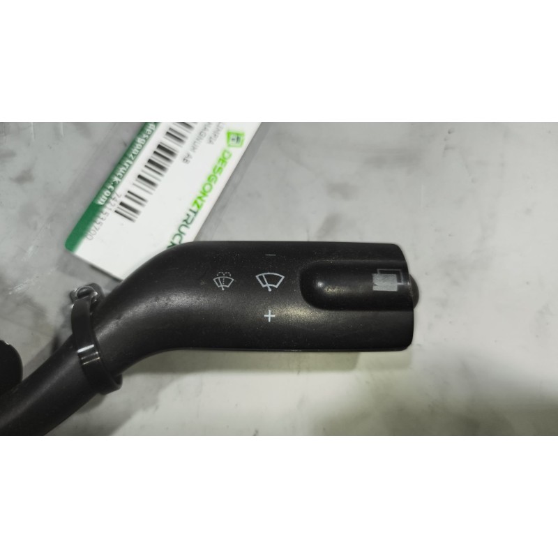 Recambio de mando limpia para renault magnum ab diesel referencia OEM IAM 7421535700 - Blanco 2