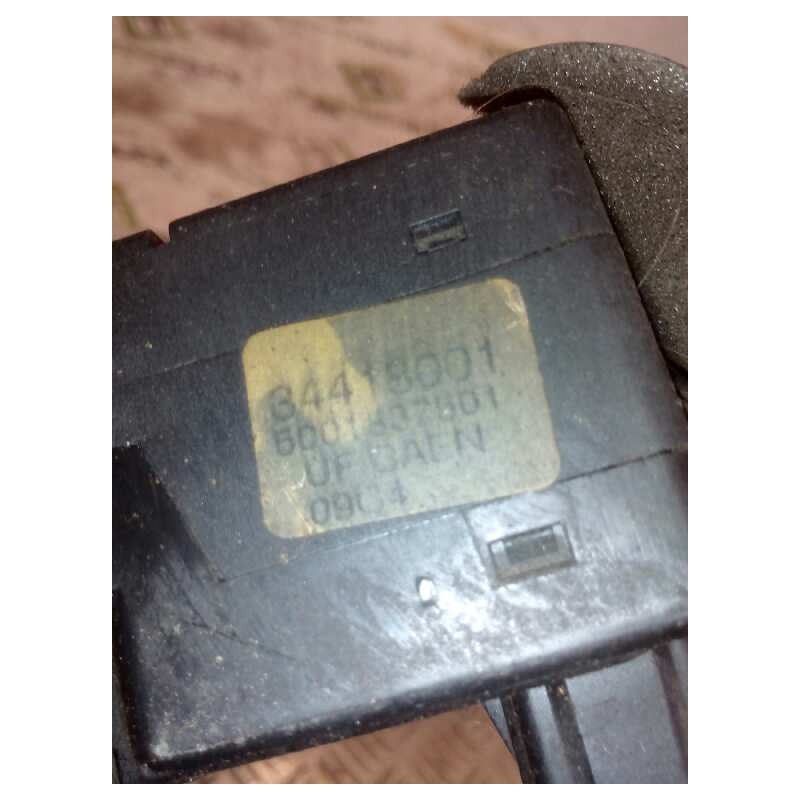 Recambio de mando intermitentes para renault magnum e-tech 2000  chasis 4 x 2 larga distancia referencia OEM IAM 5001837501 - Blanco 3