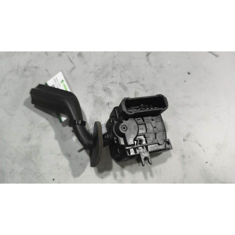 Recambio de mando limpia para renault magnum ab diesel referencia OEM IAM 7421535700 - Blanco 4