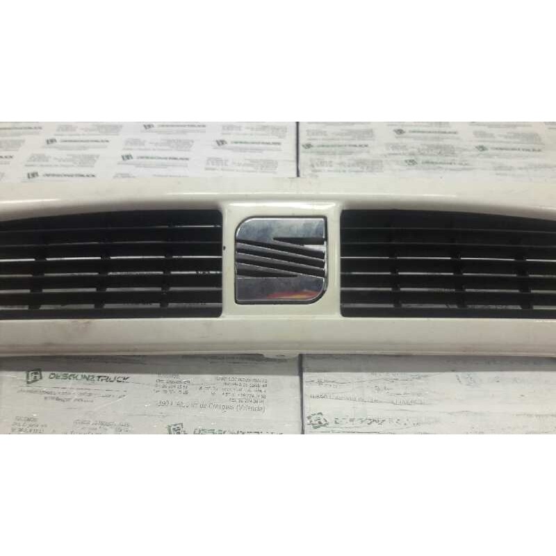 Recambio de rejilla delantera central para seat cordoba berlina (6k2) aniversario referencia OEM IAM 3