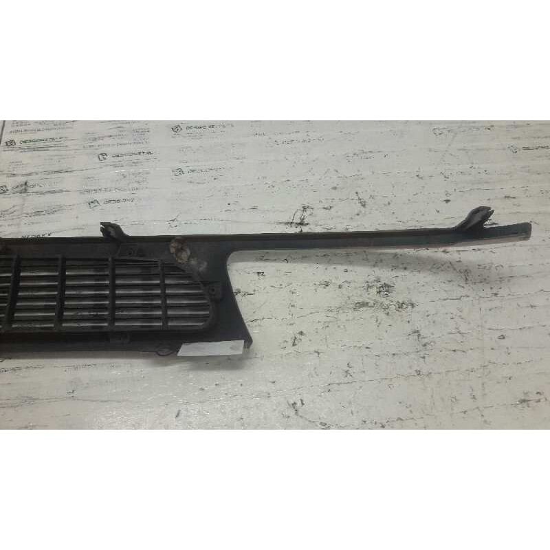 Recambio de rejilla delantera central para seat cordoba berlina (6k2) aniversario referencia OEM IAM 5
