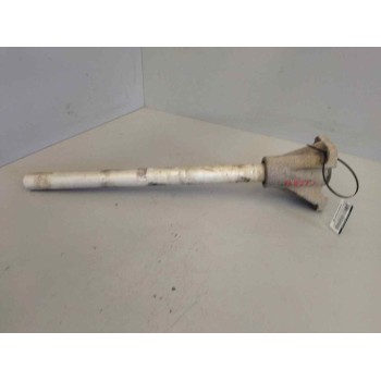 Recambio de soporte guardabarros trasero para renault premium lander 10.8 diesel referencia OEM IAM 7401079959 7420821476 