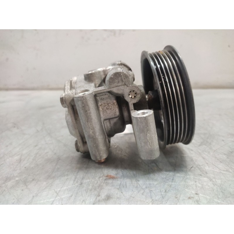 Recambio de bomba direccion para ford fiesta (cbk) ambiente referencia OEM IAM 2S6C3A696GD - Blanco 2