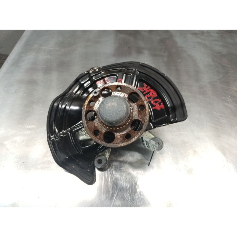 Recambio de mangueta delantera derecha para infiniti q30 1.5 d referencia OEM IAM   