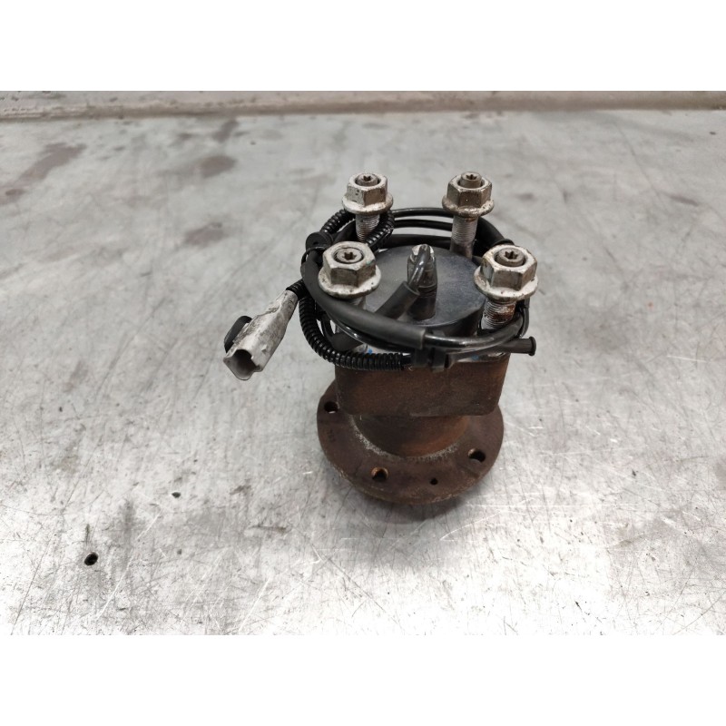 Recambio de buje trasero derecho para fiat scudo autobús (270_, 272_) 2.0 d multijet referencia OEM IAM - Plata 2