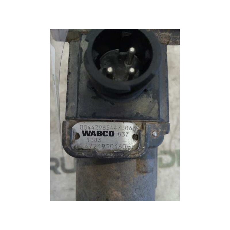 Recambio de valvula aire para mercedes-benz actros 2-ejes 6-cil. serie/bm 2040 (4x2) om 501 la l (largo) referencia OEM IAM 4721 - Blanco 3