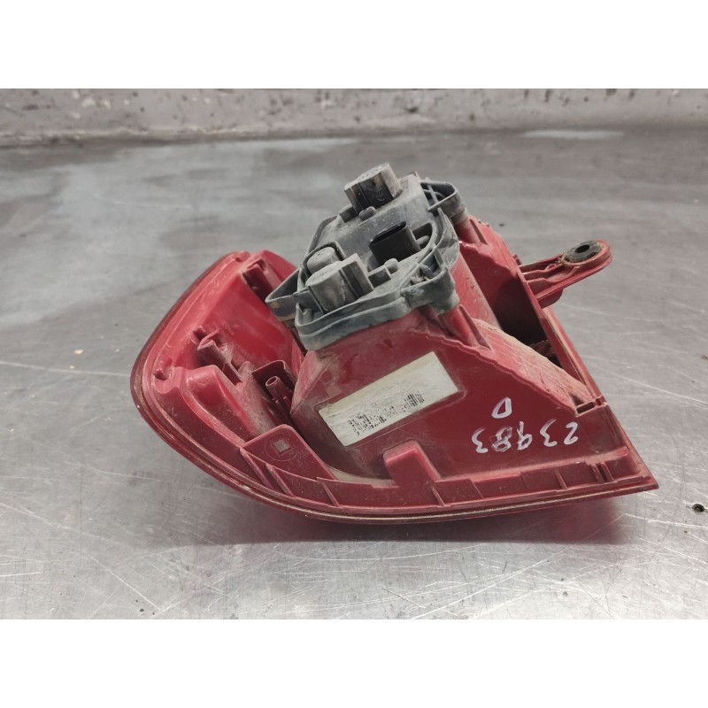 Recambio de piloto trasero derecho para volkswagen touran (1t3) 1.6 tdi referencia OEM IAM 2