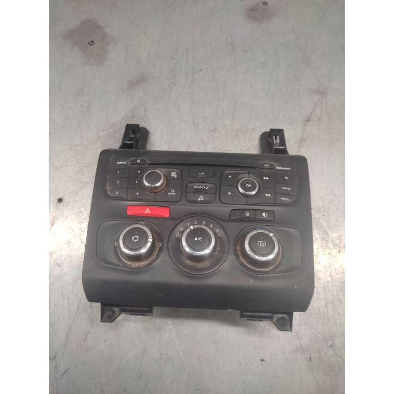 Recambio de mando multifuncion para citroën c4 lim. business referencia OEM IAM 98040764ZD  