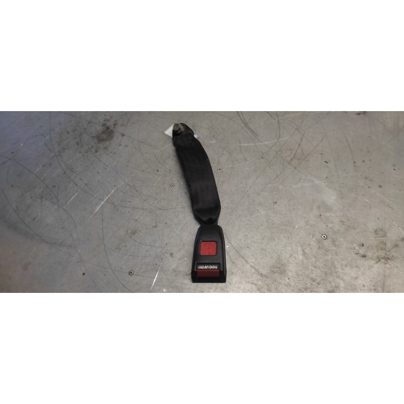 Recambio de enganche de cinturon trasero central para suzuki vitara se/sv (et) 1.6 16v largo superlujo referencia OEM IAM - Blanco 2