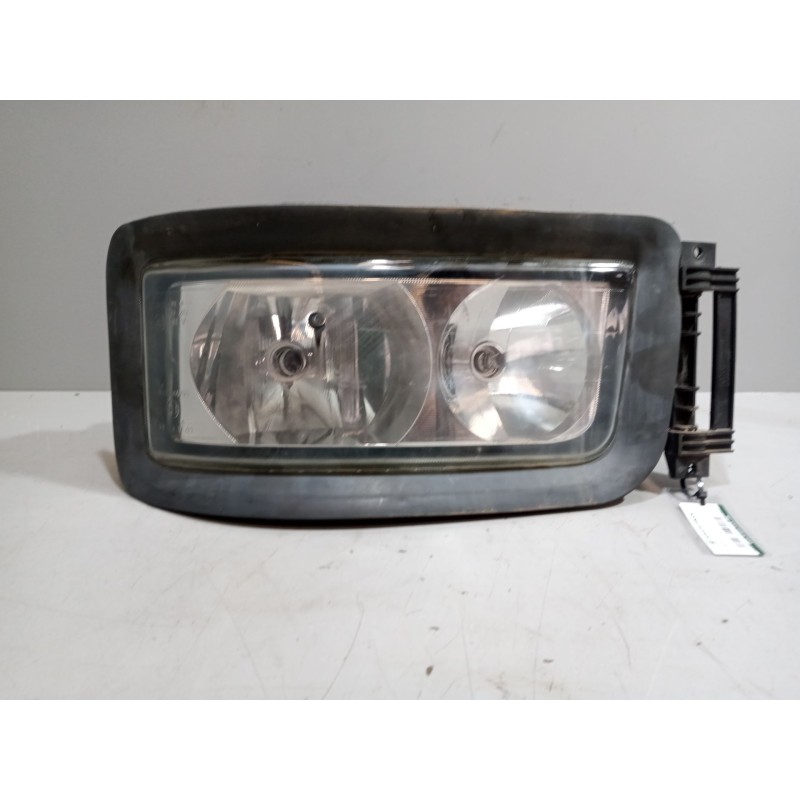 Recambio de faro izquierdo para man tg - a 18.xxx 12.4 diesel referencia OEM IAM 81251016451  