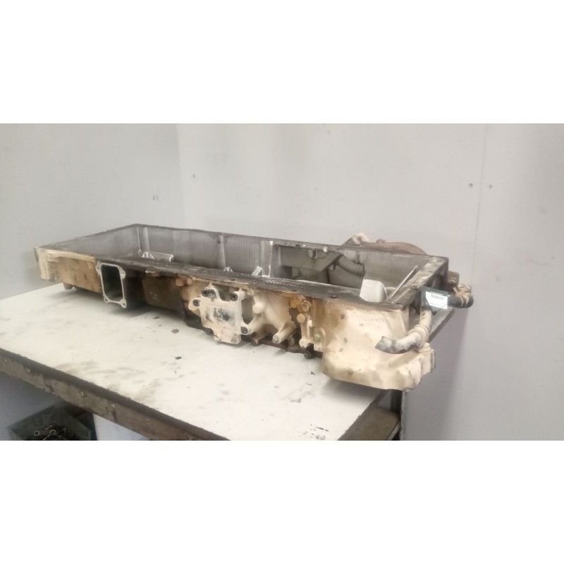 Recambio de sobrecarter para man tgx 18.xxx fg / 4x2 ll xl referencia OEM IAM 51058413019  51058410027