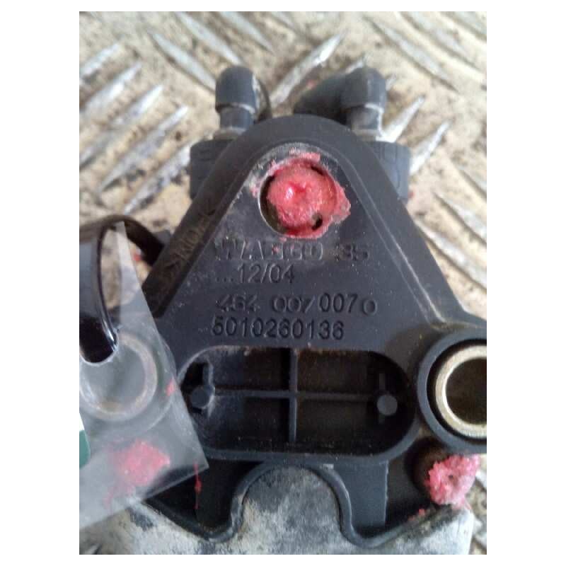 Recambio de valvula aire para renault hr 420.18/26 premium 01  fsa 4x2 420.18 larga distancia referencia OEM IAM 5010260136 4640 - Blanco 2