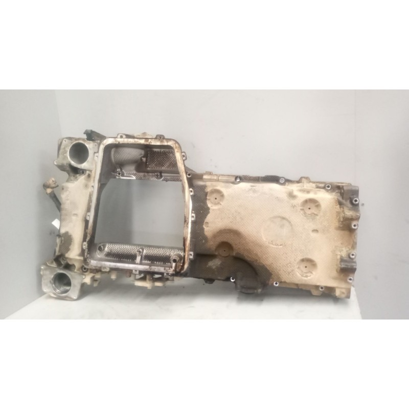 Recambio de sobrecarter para man tgx 18.500 fg / 4x2 ll xl referencia OEM IAM 51058413019  51058410027 2