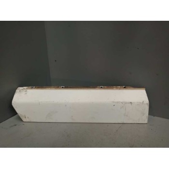 Recambio de moldura trasera cabina para iveco eurotech (mp) 9.5 diesel referencia OEM IAM 8144318 DERECHA 