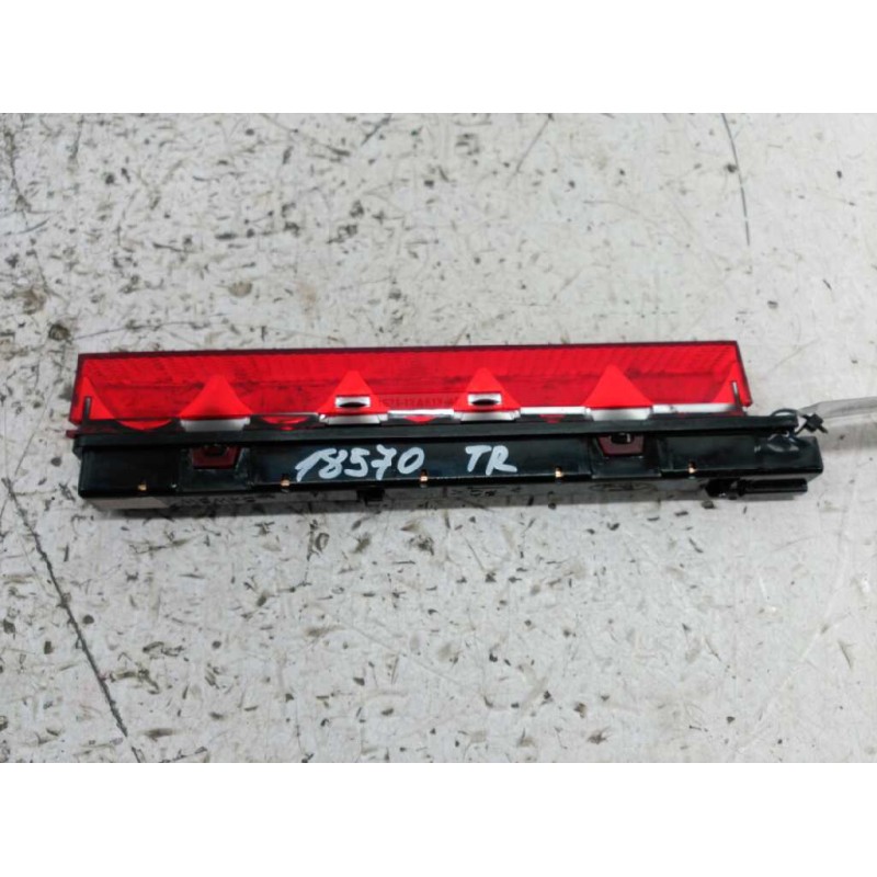 Recambio de luz central de freno para ford focus sportbreak (cap) ghia referencia OEM IAM - Gris 2