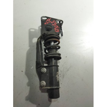 Recambio de amortiguador trasero derecho cabina para renault d narrow referencia OEM IAM 82052323  
