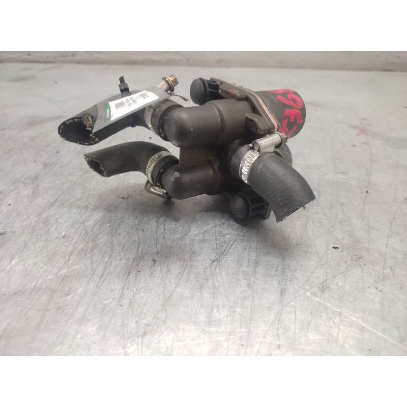 Recambio de valvula intercambio de calefaccion para mercedes-benz clase e (w124) berlina d 300 (124.130) referencia OEM IAM 0008 2