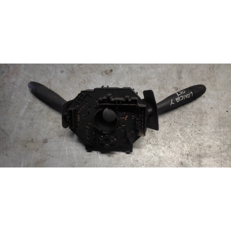 Recambio de mando multifuncion para lancia lancia y 1.2 16v ls referencia OEM IAM 2