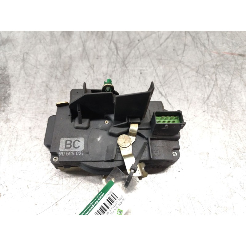 Recambio de cerradura puerta delantera izquierda para opel vectra b berlina básico referencia OEM IAM 90585021 8PINES 4