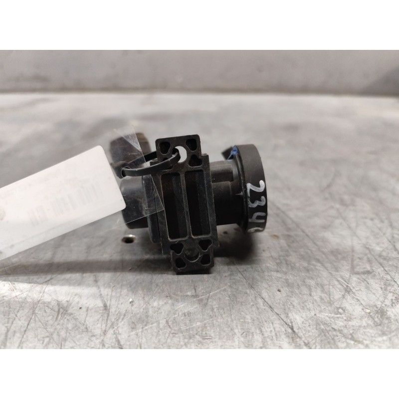 Recambio de valvula aire adicional para opel vectra b berlina básico referencia OEM IAM 4534375 3