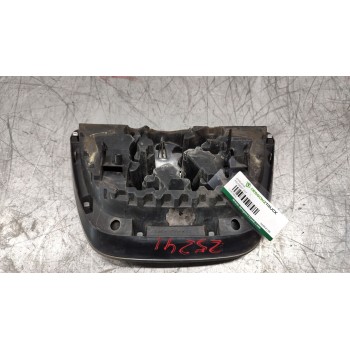 Recambio de emblema para peugeot 207 1.4 hdi referencia OEM IAM 96864156  