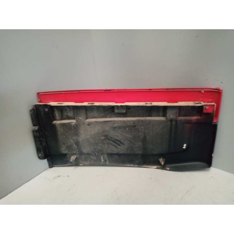 Recambio de moldura trasera cabina para iveco stralis (as) 12.9 diesel referencia OEM IAM 504212288 PARTE DERECHA - Rojo 2