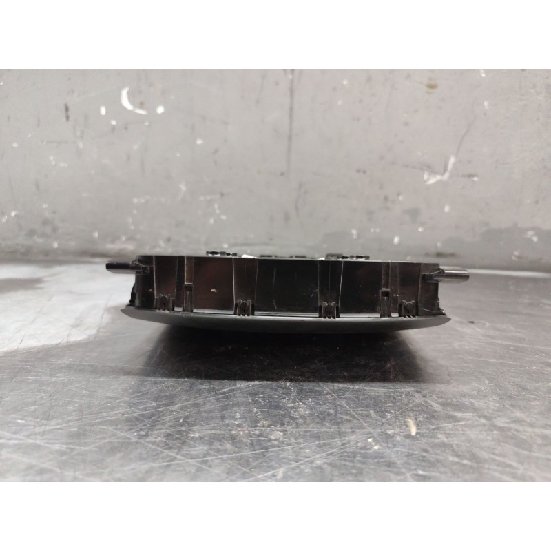 Recambio de luz interior delantera central para mercedes-benz gla (h247) gla 200 d (247.712) referencia OEM IAM A0009000439 - Blanco 2