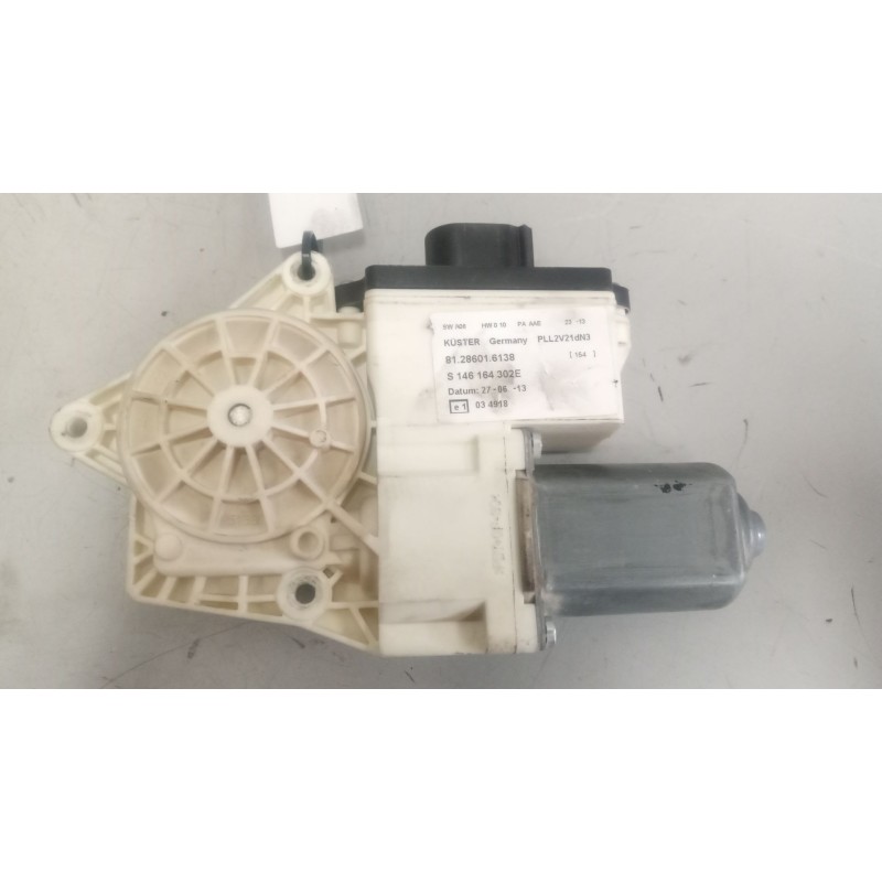 Recambio de motor elevalunas delantero derecho para man tgx 18.xxx 12.4 diesel referencia OEM IAM 81286016138  