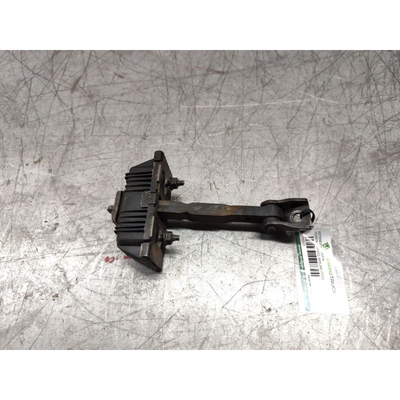 Recambio de retenedor puerta para toyota avensis berlina (t25) 2.0 d4-d executive berlina (5-ptas.) referencia OEM IAM delantero