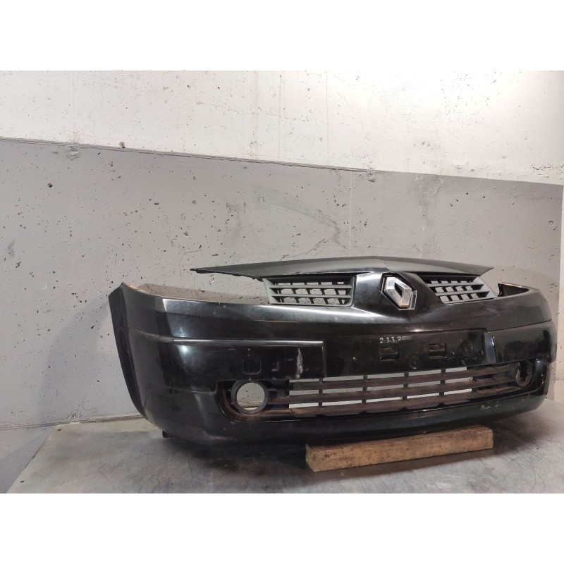 Recambio de paragolpes delantero para renault megane ii coupe/cabrio referencia OEM IAM - Negro 2