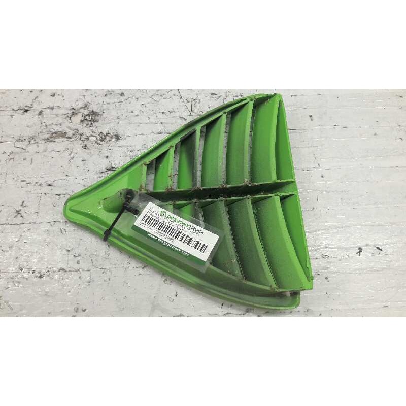 Recambio de rejilla delantera central para piaggio (vespa) nrg referencia OEM IAM - Azul 2