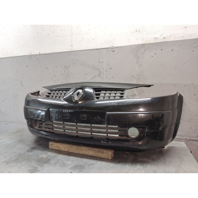 Recambio de paragolpes delantero para renault megane ii coupe/cabrio referencia OEM IAM - Negro 8