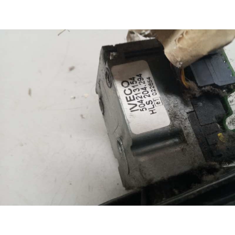 Recambio de mando intermitentes para iveco stralis (as) 12.9 diesel referencia OEM IAM 504213154 - Rojo 2