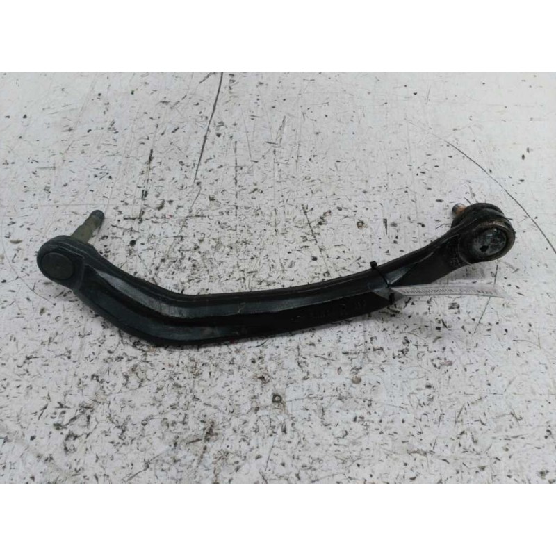 Recambio de brazo suspension superior delantero derecho para nissan primera berlina (p12) acenta referencia OEM IAM - Negro 4