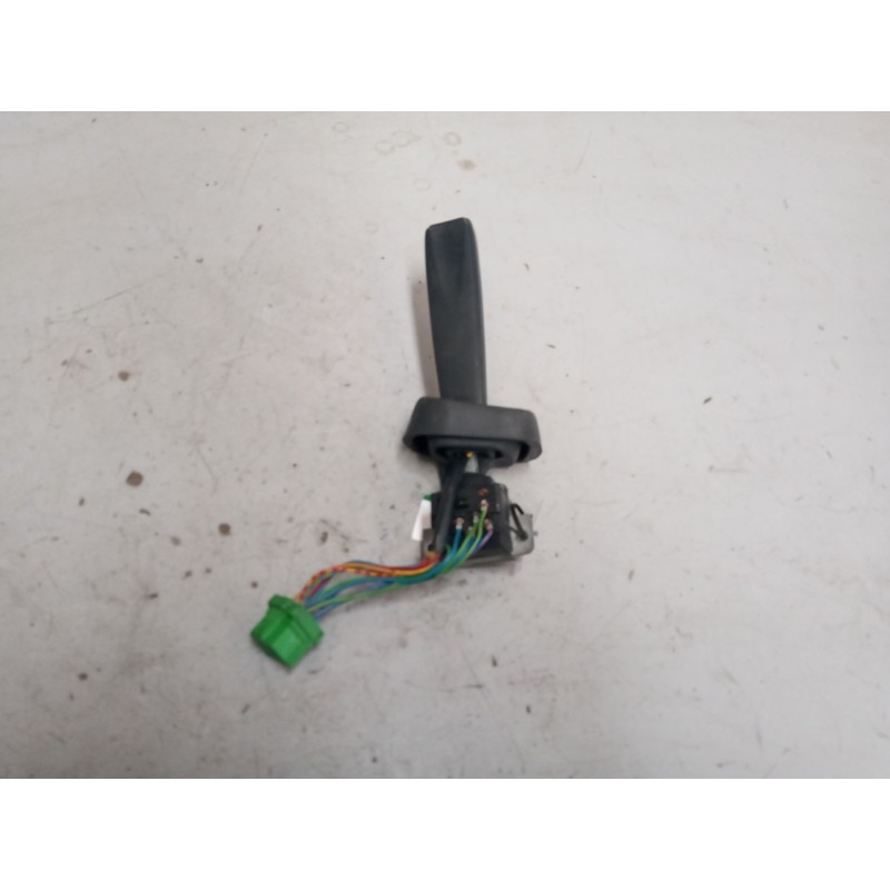 Recambio de mando limpia para volvo b9r 340 touring referencia OEM IAM 20700927 - Blanco 2