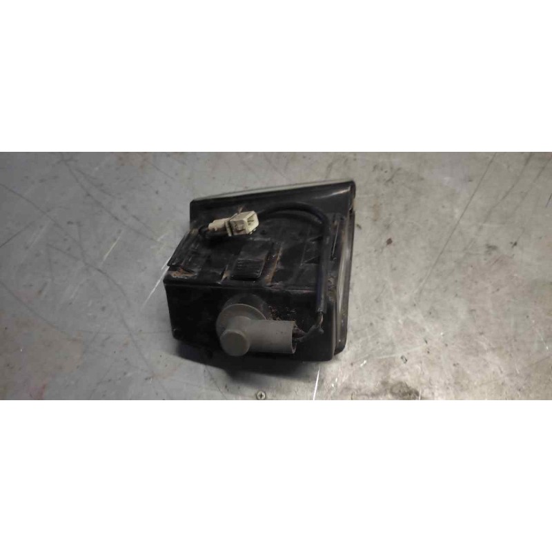 Recambio de piloto delantero izquierdo para volkswagen passat berlina (3a2) 1.6 referencia OEM IAM 2
