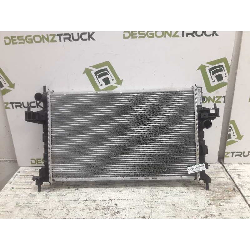 Recambio de radiador agua para opel combo (corsa c) familiar referencia OEM IAM 376715321 - Blanco 2