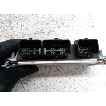 Recambio de centralita motor uce para fiat punto berl. (176) 55 s referencia OEM IAM 9657823980 0261207474 