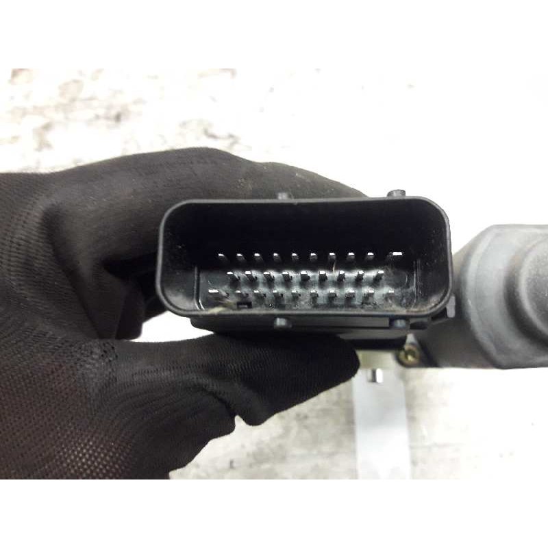 Recambio de motor elevalunas delantero derecho para volkswagen golf iv berlina (1j1) conceptline referencia OEM IAM 0538003501 - Blanco 3