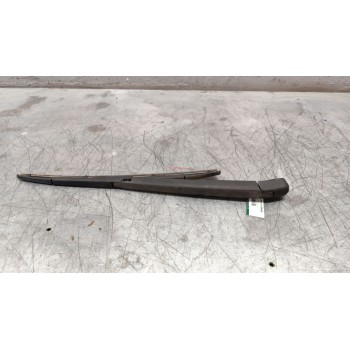 Recambio de brazo limpia trasero para toyota avensis berlina (t25) 2.0 d4-d executive berlina (5-ptas.) referencia OEM IAM   