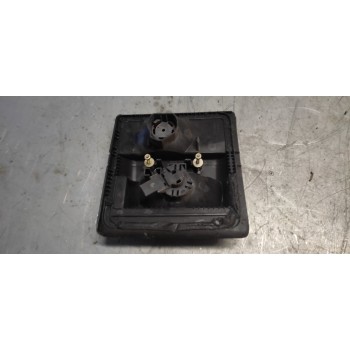 Recambio de piloto trasero derecho interior para audi 100 avant (445) cd referencia OEM IAM   