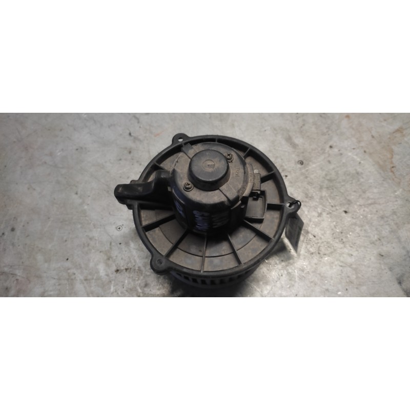Recambio de ventilador calefaccion para kia shuma 1.5 comfort 5 berlina referencia OEM IAM 2