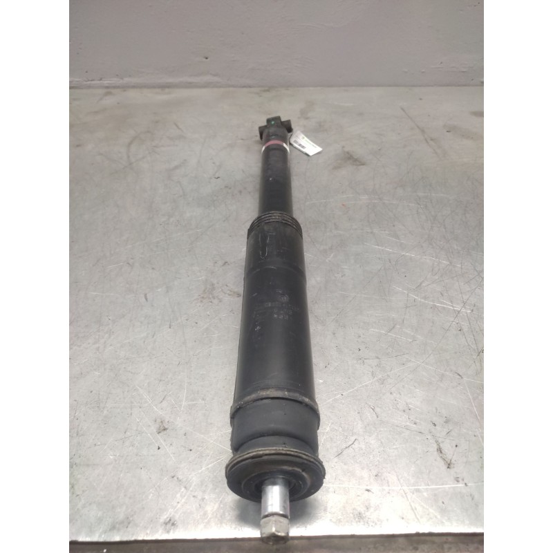 Recambio de amortiguador trasero para toyota auris active referencia OEM IAM 4853002A01 2