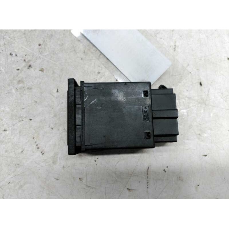Recambio de boton antivaho para skoda octavia berlina (1u2) 1.9 tdi glx referencia OEM IAM 2