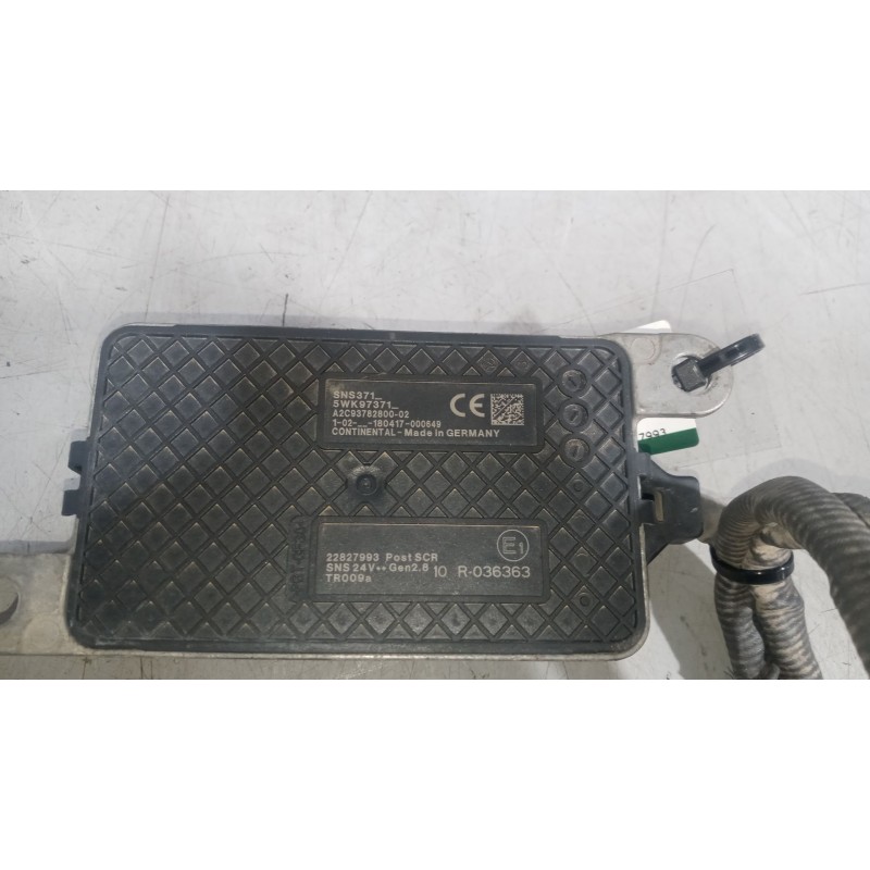 Recambio de sensor noxe para renault magnum ab diesel referencia OEM IAM 22827993 - Blanco 2