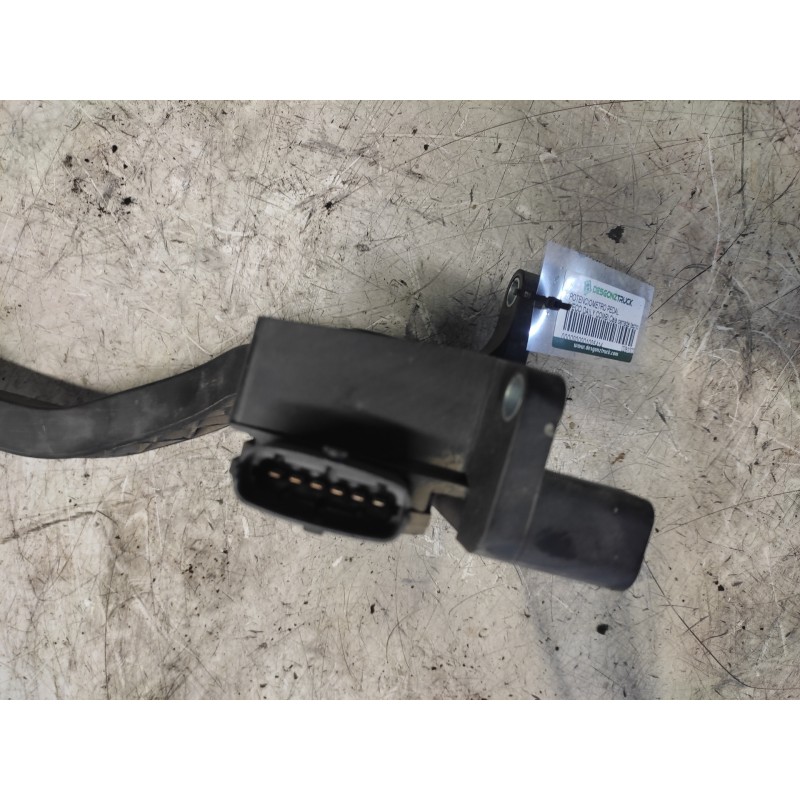 Recambio de potenciometro pedal para iveco daily combi caja cerrada techo alto 29l... batalla 3000l referencia OEM IAM 028100263 - Rojo