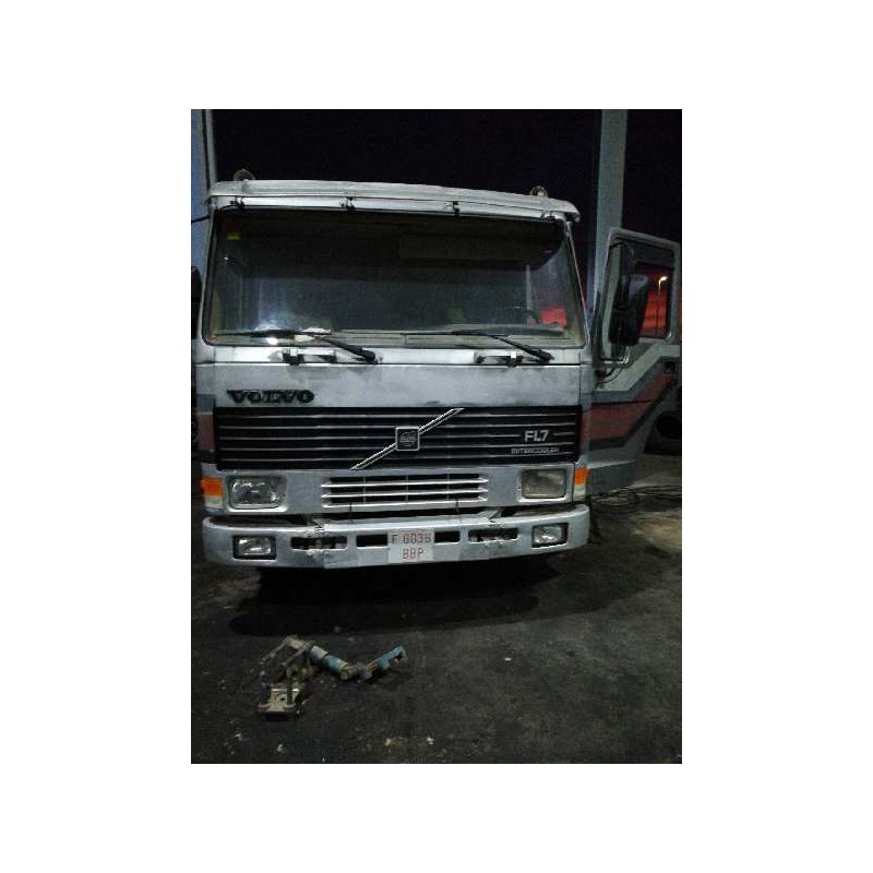 VOLVO FL 7