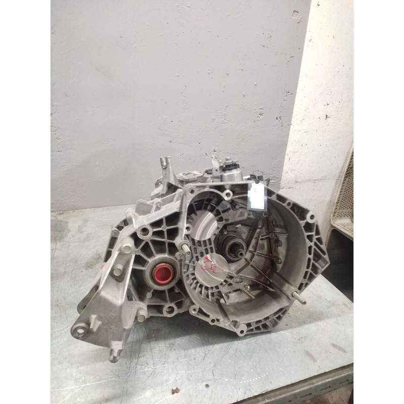 Recambio de caja cambios para opel insignia berlina expression referencia OEM IAM F40  R15011885BAJ