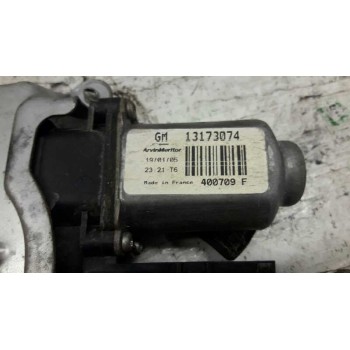 Recambio de elevalunas delantero derecho para opel corsa c referencia OEM IAM 13173074  
